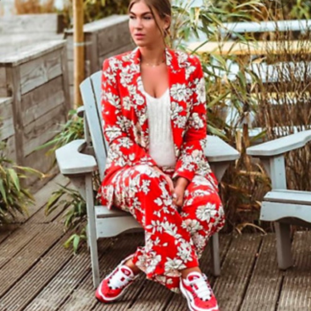 Zara floral red blazer